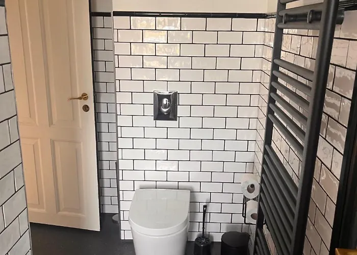 Townhouse With Garden And Free Parking Odense
